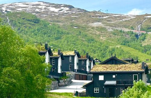 Møre og Romsdal Apartment | Lovise Mountain Apartment