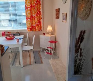 Mantyluoto Apartment | Luonnon rauhassa kodikas loma-asunto