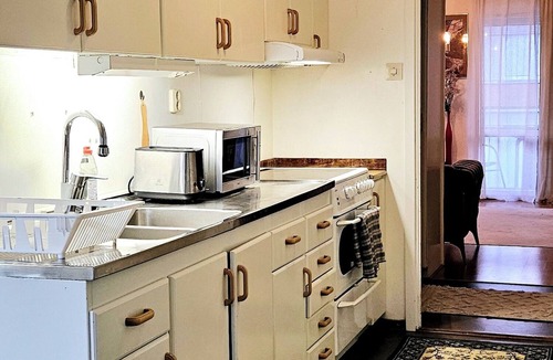 Orebro Apartment | Luxurious apartment in the heart of city Örebro Cozy and central)