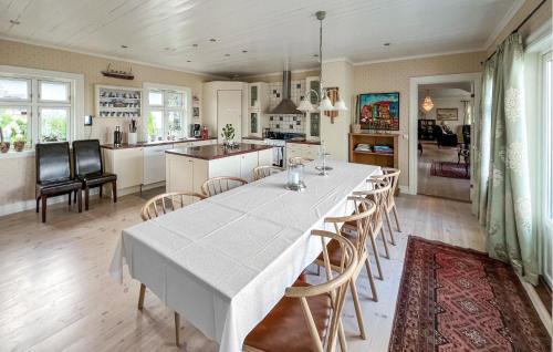 Klepp House | Luxurious Home In Kleppe With Wifi