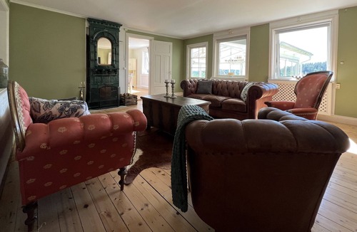 Herresta Cottage | Luxurious party house with spa and pool 7 min from airport