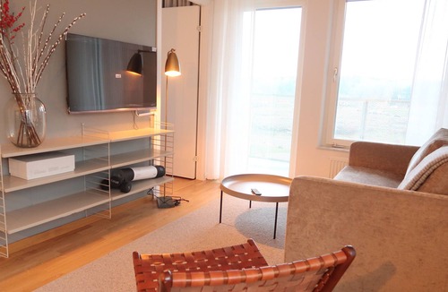 Hallonbergen Apartment | Luxury Business 2 rooms Apartment up to 3 people By City Living - Umami