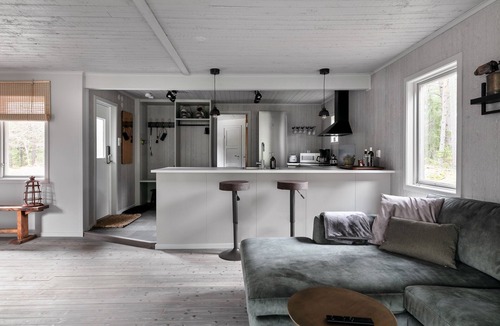 Blido House | Luxury family home near water