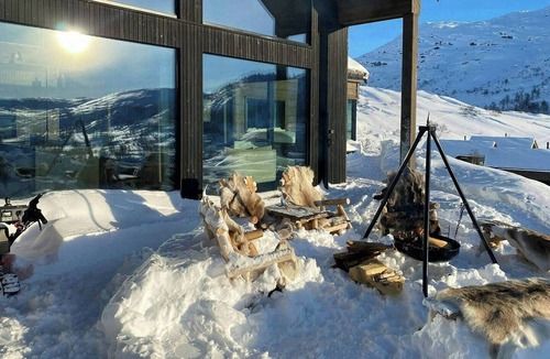 Sirdal House | Luxury mountain cabin with ski in and out