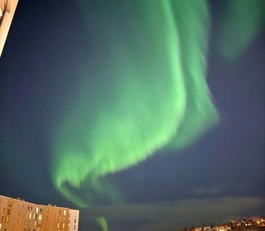 Tromso Apartment | Luxury Panorama Apartment by the Sea with Northern Lights View