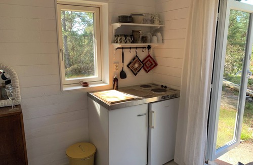 Eckero Cottage | Luxury Seaside Hideaway – Sauna & Sunset Views