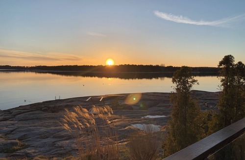 Eckero Cottage | Luxury Seaside Hideaway – Sauna & Sunset Views