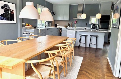 Stocksund Villa | Luxury Villa in Stocksund with Guest House