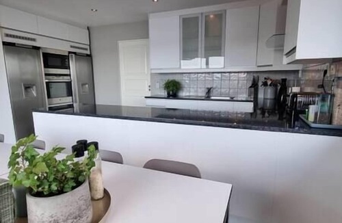 Søndre Fyllingen House | Luxury villa, sea view, 10 min from Bergen center