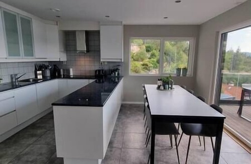 Søndre Fyllingen House | Luxury villa, sea view, 10 min from Bergen center