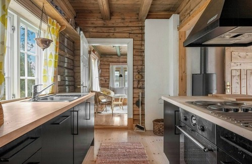 Sor-Aurdal House | luxury wilderness escape with private water front