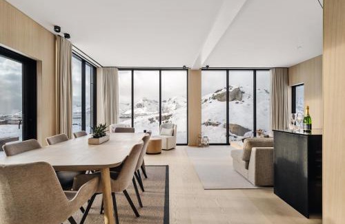 Vagan House | Lyngvær Fjord Lodge - Jacuzzi & Sauna - No 43