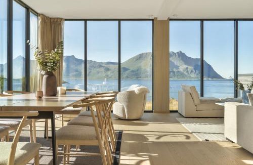 Vagan House | Lyngvær Ocean Lodge - Jacuzzi & Sauna - No 25