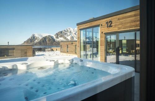 Vagan House | Lyngvær Serenity Lodge - Jacuzzi & Sauna - No 12