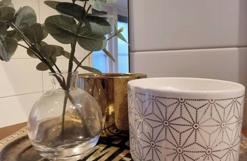 Kalmar Villa | Lyxig Central Villa med Extra Allt. Pool, Utekök