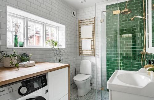 Saltsjo Boo Villa | Lyxigt hus i Stockholm med bastu och sjöutsikt