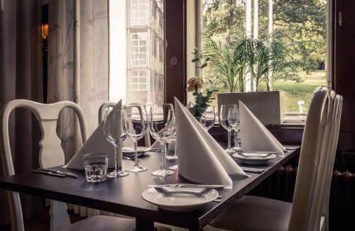 Falkoping Hotel | Mössebergs Kurort