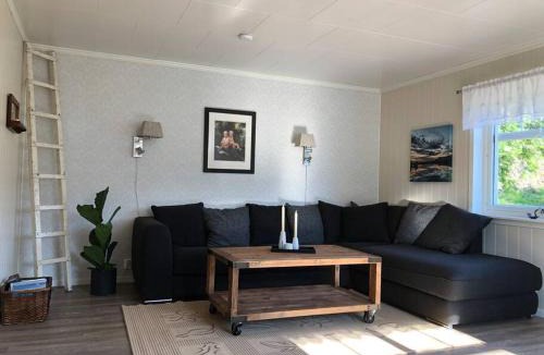 Flakstad House | Mørkveden feriehus, Lofoten