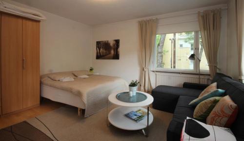 Naantali Old Town Apartment | Majoitushuoneisto Tuomipuisto