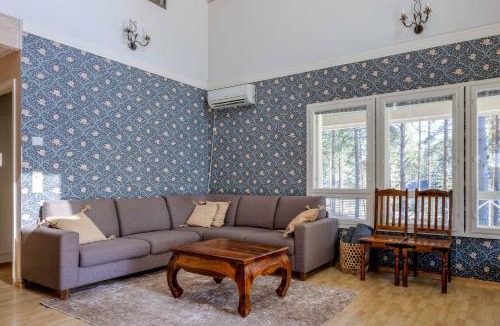 Kalajoki Ski Chalet | Mäntyhovi Incl washing machine, Jacuzzi and summer kitchen for extra fee