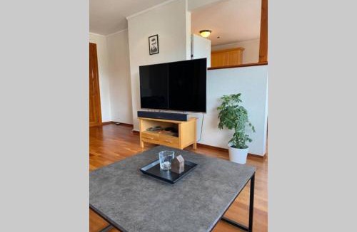 Kristiansand Apartment | Marikollen, spacious appartment with sunny veranda
