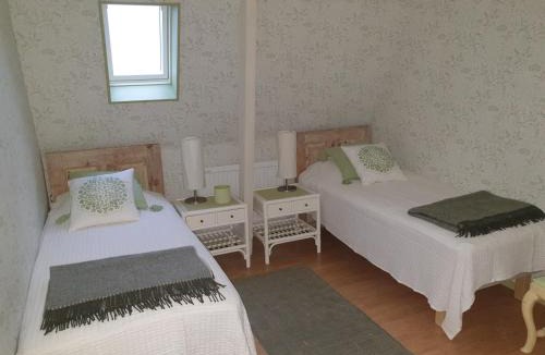 Fora Hostel | Marsjö Gård Bo & Yoga vandrarhem