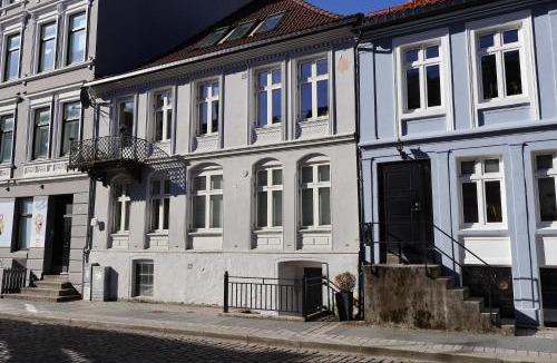 Engen Apartment | Memories From Norway l Charming 3-Bedroom in the Heart of the City