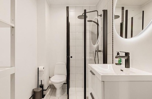 Engen Apartment | Memories From Norway l Penthouse 250m From City Center I Privat Balcony