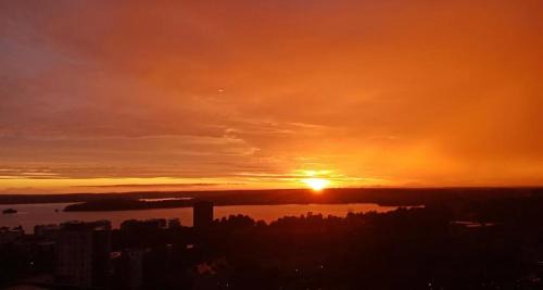 Jarfalla Apartment | Mini penthouse with Lake View and Great Sunset