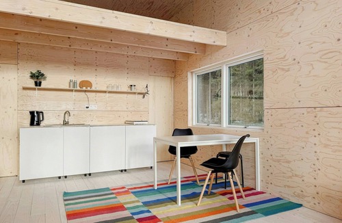 Arvika House | Minimalist cabin with forest views in Arvika
