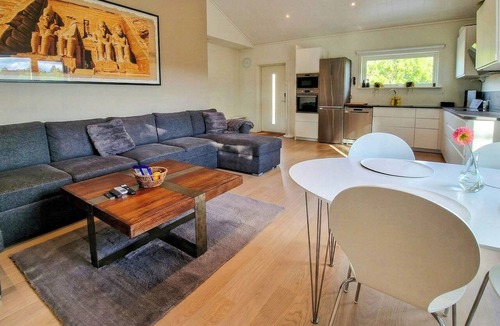 Nol House | Minivilla with views over wildlife meadows