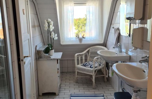 Sandhamn Bed & Breakfast | Missionshuset Bed & Breakfast