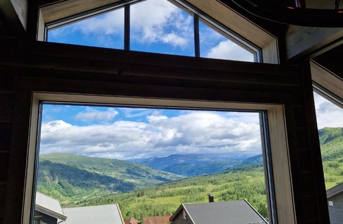 Sogndal Villa | Mlodge - Luxury Mountain Retreat near Sognefjord & Flåm