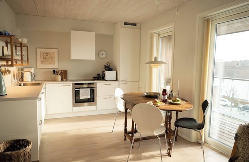Stavanger Apartment | Modern 1BR | Balcony & Free Parking