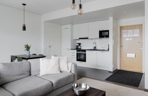 Pasila Apartment | Modern 1BR Balcony, Tripla Pasila, 5min Helsinki