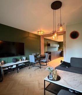 Gamle Oslo Apartment | Modern 2-Bedroom Apartment near Oslo Centre with Garage