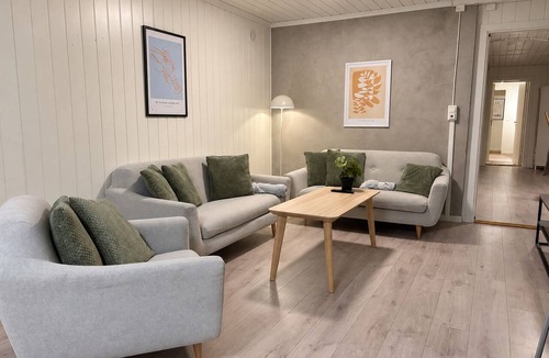 Porsgrunn Apartment | Modern 4 Bedroom Apartment near Porsgrunn Centre