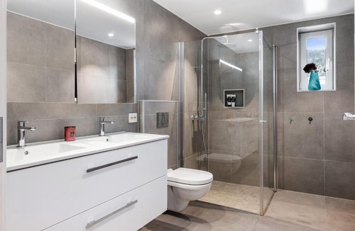 Arstad Apartment | Modern 4BR Apt - 2 Baths Balconies & Parking