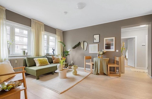 Sinsen Apartment | Modern 4BR flat at Grünerløkka, 1 min walk to tram
