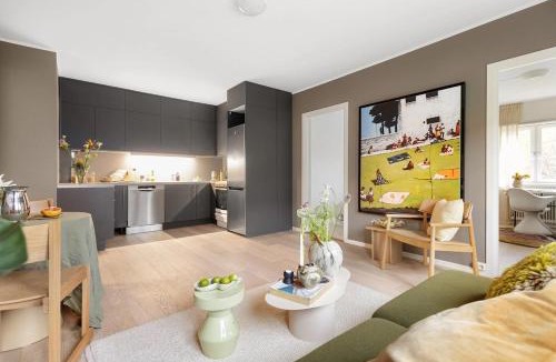 Sinsen Apartment | Modern 4BR flat at Grünerløkka, 1 min walk to tram