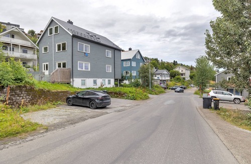 Tromso Apartment | Modern and central apartment with parking