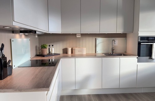 Glomset Apartment | Modern apartment with a view