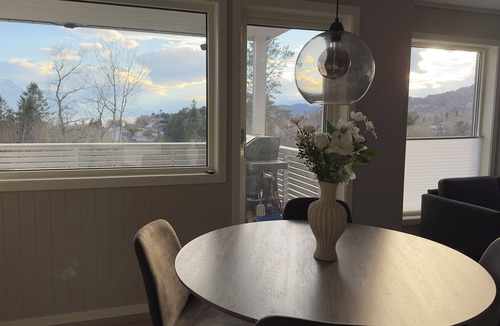 Glomset Apartment | Modern apartment with a view