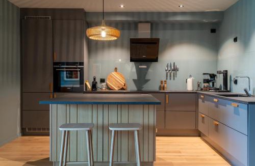 Leknes Apartment | Modern Apartment close to Leknes