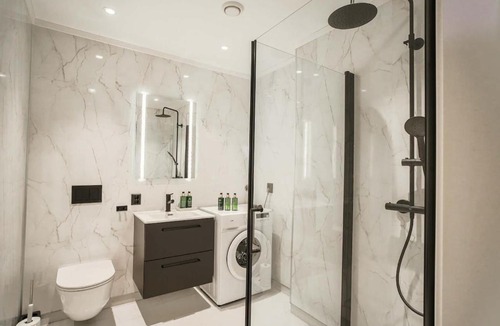 Gjovik Apartment | Modern apartment in center 301 for 2 guests