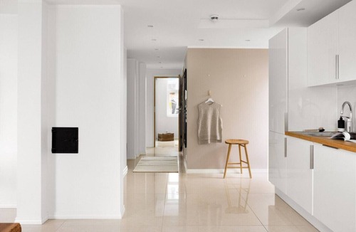 Laksevag Apartment | Modern apartment in Laksevåg with parking