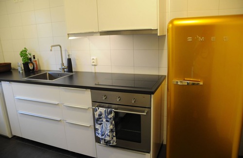 Asa Apartment | Modern apartment, near ocean, beamer, high-speed internet & electric car charger