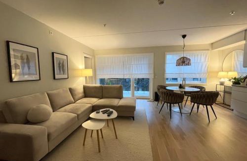 Rasta Apartment | Modern apartment with a private garage in Lørenskog Oslo