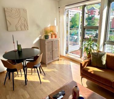 Bergenhus Apartment | Modern Bergen Apartment with Terrace & Scenic Views, free parking