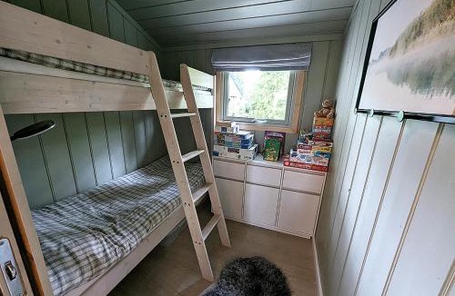 Hobol Municipality House | Modern cabin by Lake Lyseren with large private grounds